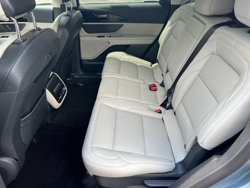 New 2026 Lincoln Nautilus Premier AWD/4WD image 21