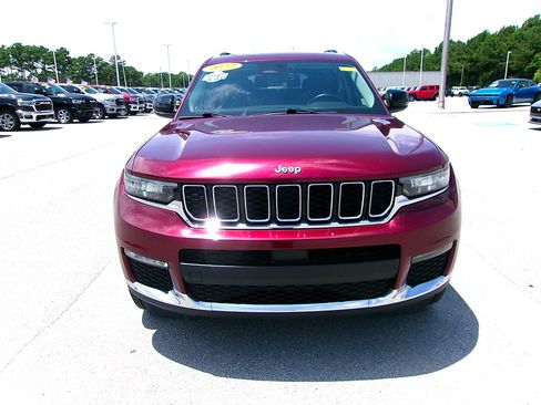 Used 2022 Jeep Grand Cherokee L Limited RWD image 6