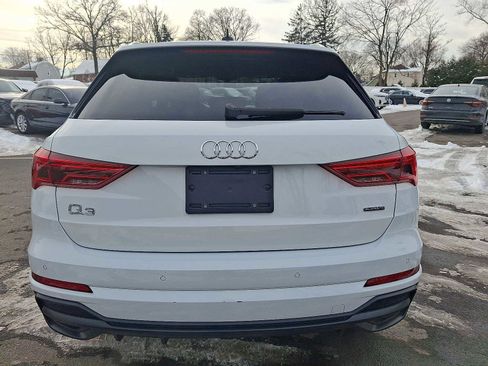 Used 2022 Audi Q3 2.0T Premium image 23