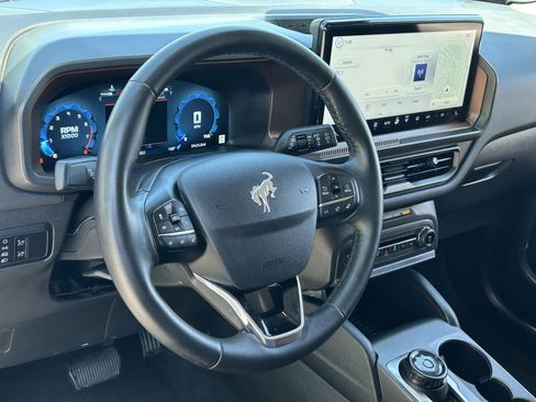 Used 2025 Ford Bronco Sport Outer Banks w/ Outer Banks Tech Package+ AWD/4WD image 27