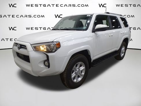 Used 2023 Toyota 4Runner SR5 image 39