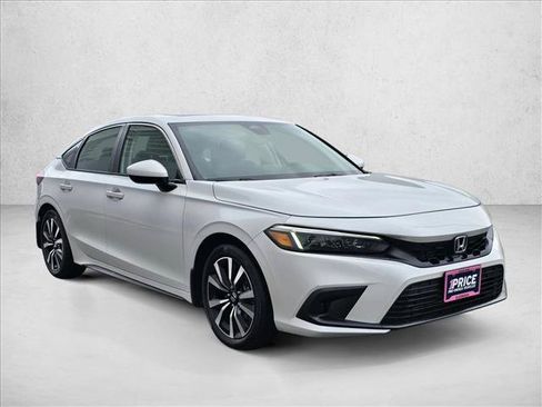 Used 2024 Honda Civic EX-L image 3