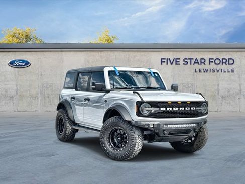 Used 2023 Ford Bronco Wildtrak AWD/4WD image 1