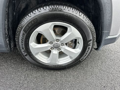 Used 2019 Jeep Compass Latitude w/ Popular Equipment Group image 13