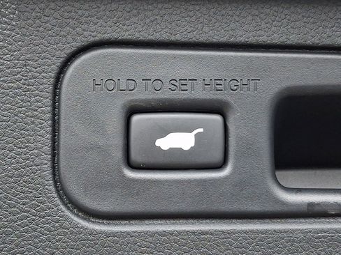 Certified 2024 Honda Pilot Elite image 30