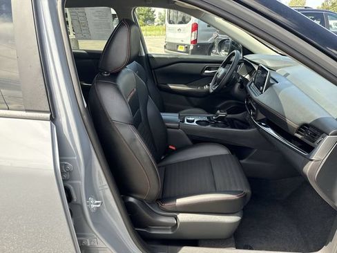 Used 2026 Nissan Rogue SV AWD/4WD image 23