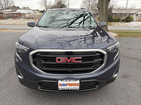 Used 2018 GMC Terrain SLE w/ Infotainment Package I image 2