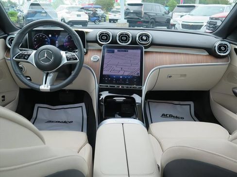 Used 2023 Mercedes-Benz C 300 Sedan image 16