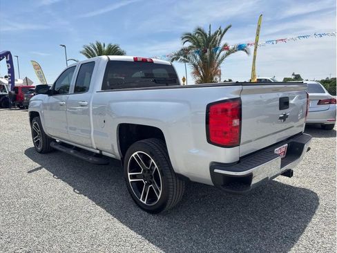 Used 2019 Chevrolet Silverado 1500 LT w/ LPO, Black Pack AWD/4WD image 7