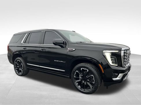 Used 2025 GMC Yukon Denali w/ Sun & Power Step Package image 27