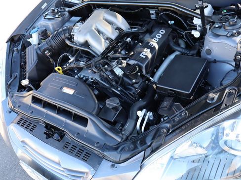 Used 2010 Hyundai Genesis 3.8 image 46