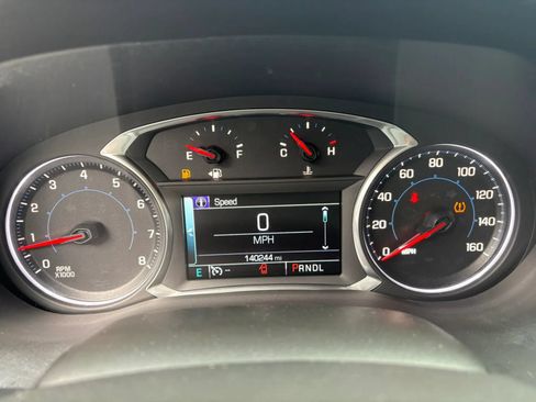 Used 2017 GMC Acadia SLE AWD/4WD image 11