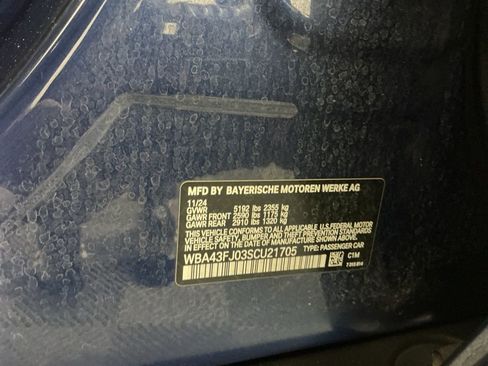 Certified 2025 BMW 530i w/ Premium Package RWD image 34