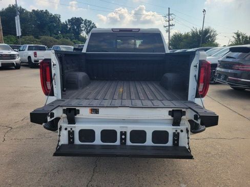 Used 2024 GMC Sierra 1500 SLT w/ SLT Premium Plus Package RWD image 7