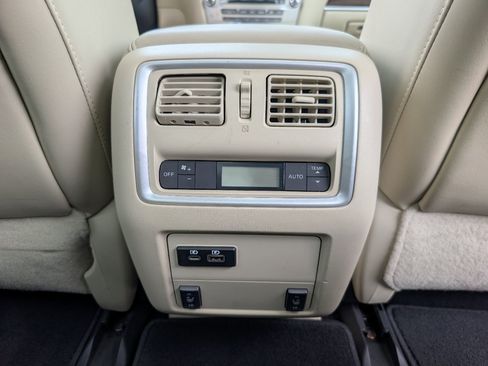 Used 2019 INFINITI QX60 Luxe w/ Sensory Package FWD image 8