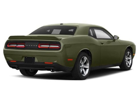 Used 2021 Dodge Challenger SXT w/ Plus Package RWD image 2