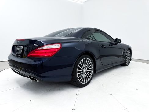 Used 2013 Mercedes-Benz SL 550 image 17