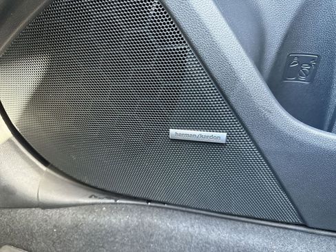 Used 2021 Subaru Crosstrek Hybrid w/ Moonroof Package w/Navigation image 32