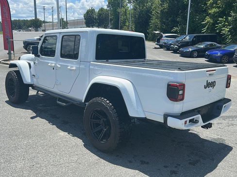 Used 2021 Jeep Gladiator Overland AWD/4WD image 3