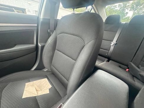 Used 2020 Hyundai Elantra Value Edition w/ Winter Weather Package FWD image 28
