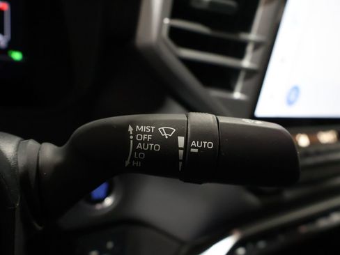 Used 2023 Toyota Tundra Platinum image 36