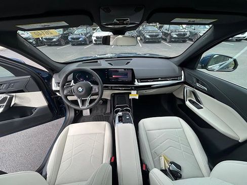 New 2026 BMW X1 xDrive28i w/ Technology Package image 6