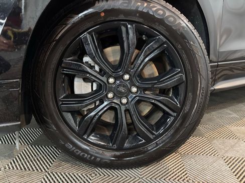 Used 2024 Ford Edge SE w/ Black Appearance Package image 27