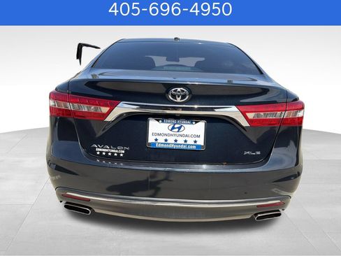 Used 2017 Toyota Avalon XLE FWD image 4