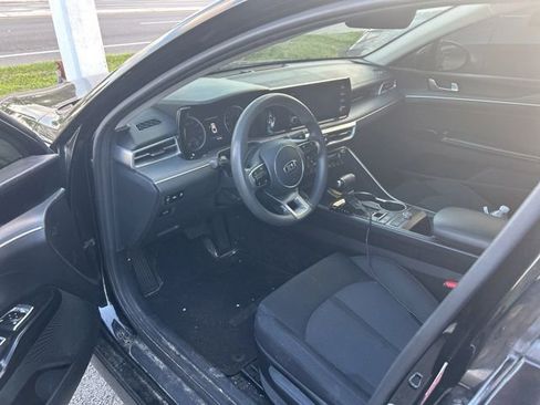 Used 2021 Kia K5 LXS FWD image 5