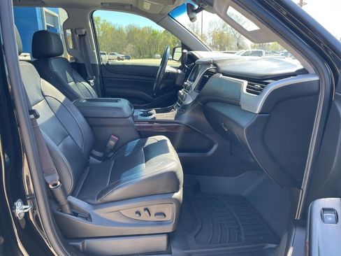 Used 2017 GMC Yukon SLT w/ Open Road Package image 31