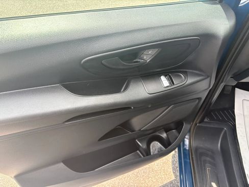 Used 2019 Mercedes-Benz Metris image 38