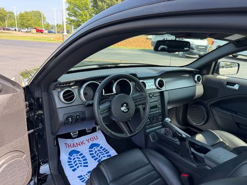 Used 2007 Ford Mustang Shelby GT500 RWD image 26