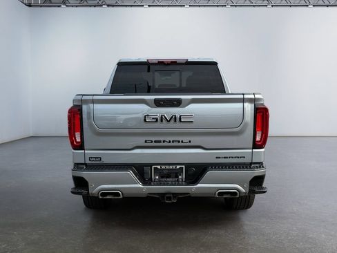 Used 2024 GMC Sierra 1500 Denali AWD/4WD image 4