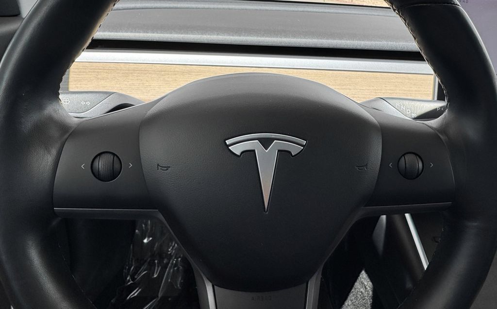 Used 2018 Tesla Model 3 Long Range AWD/4WD image 18