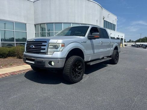 Used 2010 Ford F150 XLT RWD image 2