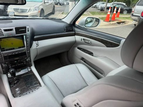 Used 2007 Lexus LS 460 RWD image 25