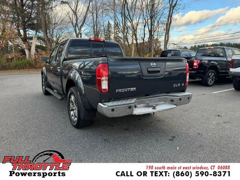 Used 2014 Nissan Frontier SL w/ SL Moonroof Package image 7