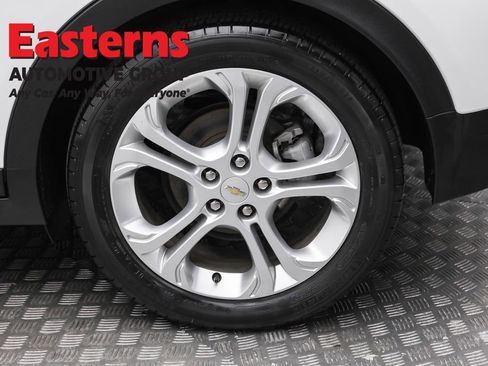 Used 2021 Chevrolet Bolt LT image 8