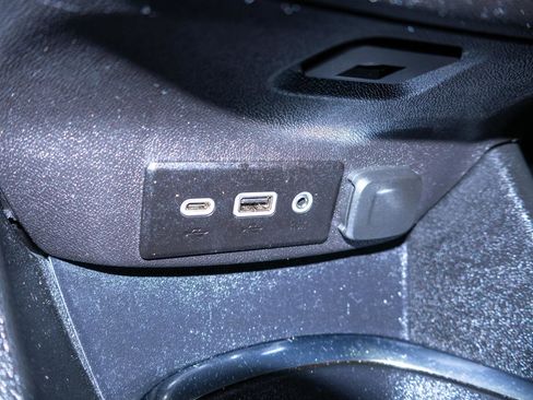 Used 2023 Chevrolet Malibu LT FWD image 15