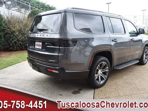 Used 2022 Jeep Wagoneer Series II RWD image 13