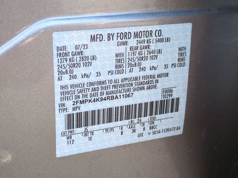 Used 2024 Ford Edge Titanium w/ Equipment Group 301A image 31