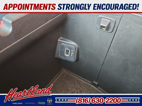 Used 2018 Jeep Wrangler Unlimited Sahara AWD/4WD image 66