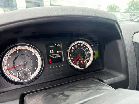 Used 2018 RAM 1500 Express AWD/4WD image 4