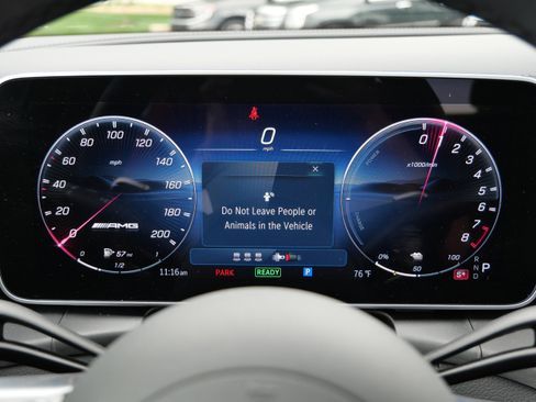 Used 2025 Mercedes-Benz GLC 63 AMG S image 27