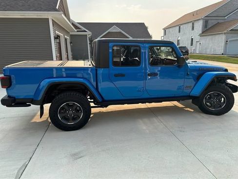 Used 2021 Jeep Gladiator Rubicon AWD/4WD image 8