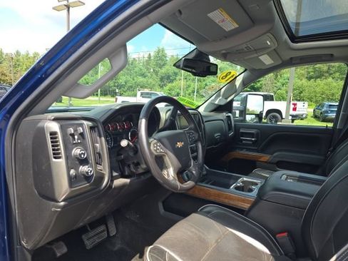 Used 2018 Chevrolet Silverado 2500 High Country AWD/4WD image 7
