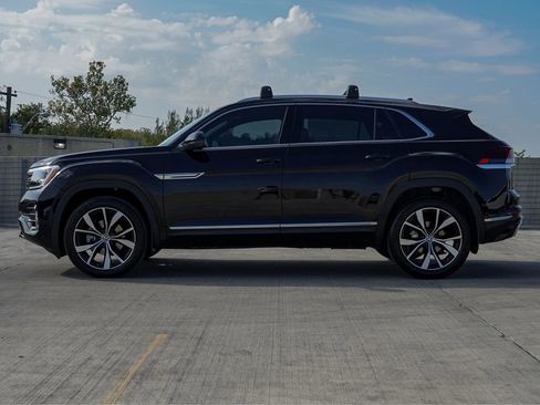 New 2026 Volkswagen Atlas Cross Sport SEL Premium R-Line AWD/4WD image 4