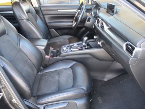 Used 2020 MAZDA CX-5 Touring image 10