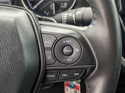 Used 2024 Toyota Camry SE image 19