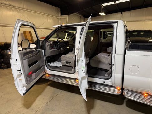 Used 2000 Ford F350 XLT AWD/4WD image 24